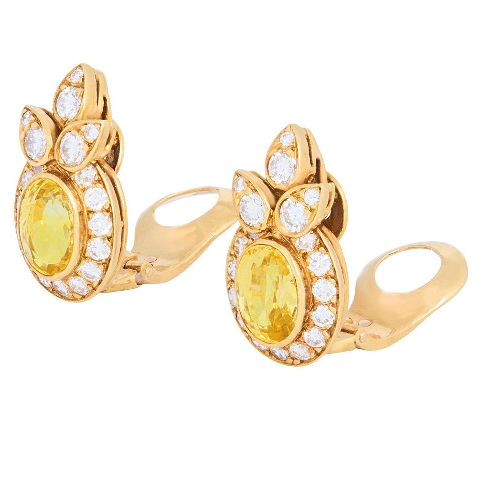 Van Cleef & Arpels Sapphire & Diamond Earrings For Sale 3