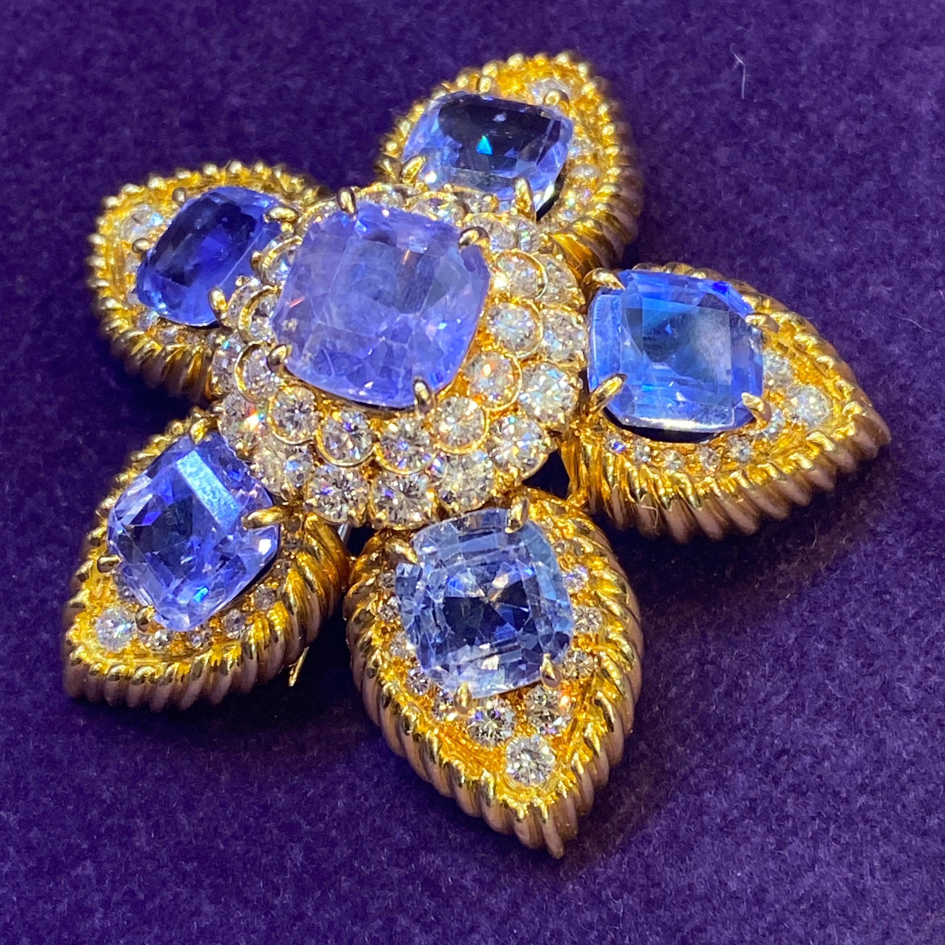 Van Cleef & Arpels Sapphire & Diamond Flower Brooch 3