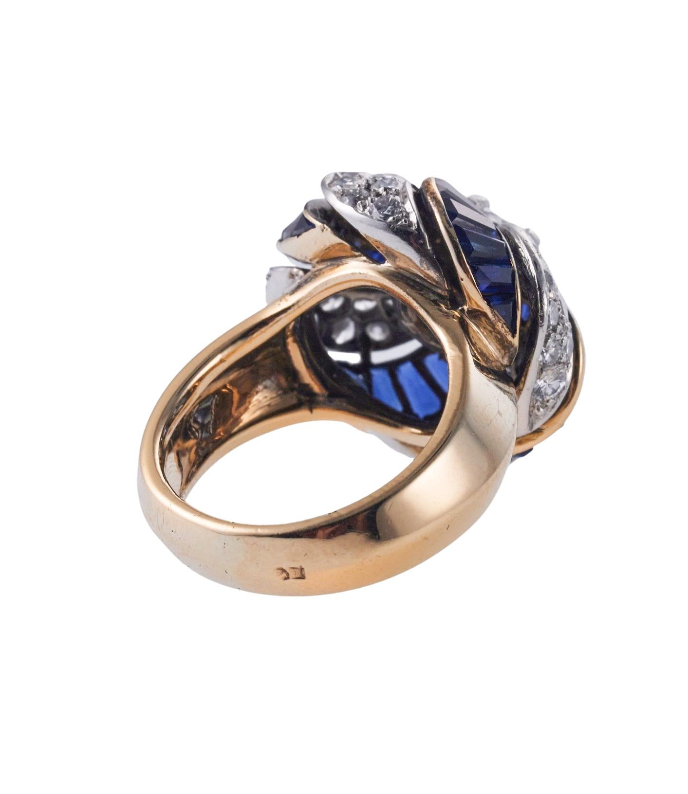 Women's Van Cleef & Arpels Sapphire Diamond Gold Cocktail Ring For Sale