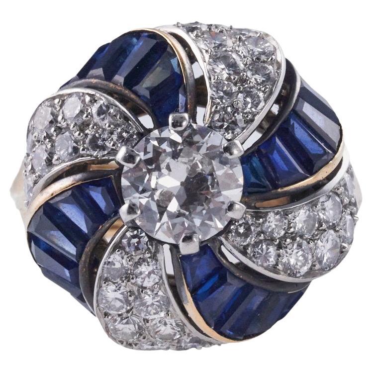 Van Cleef & Arpels Sapphire Diamond Gold Cocktail Ring For Sale