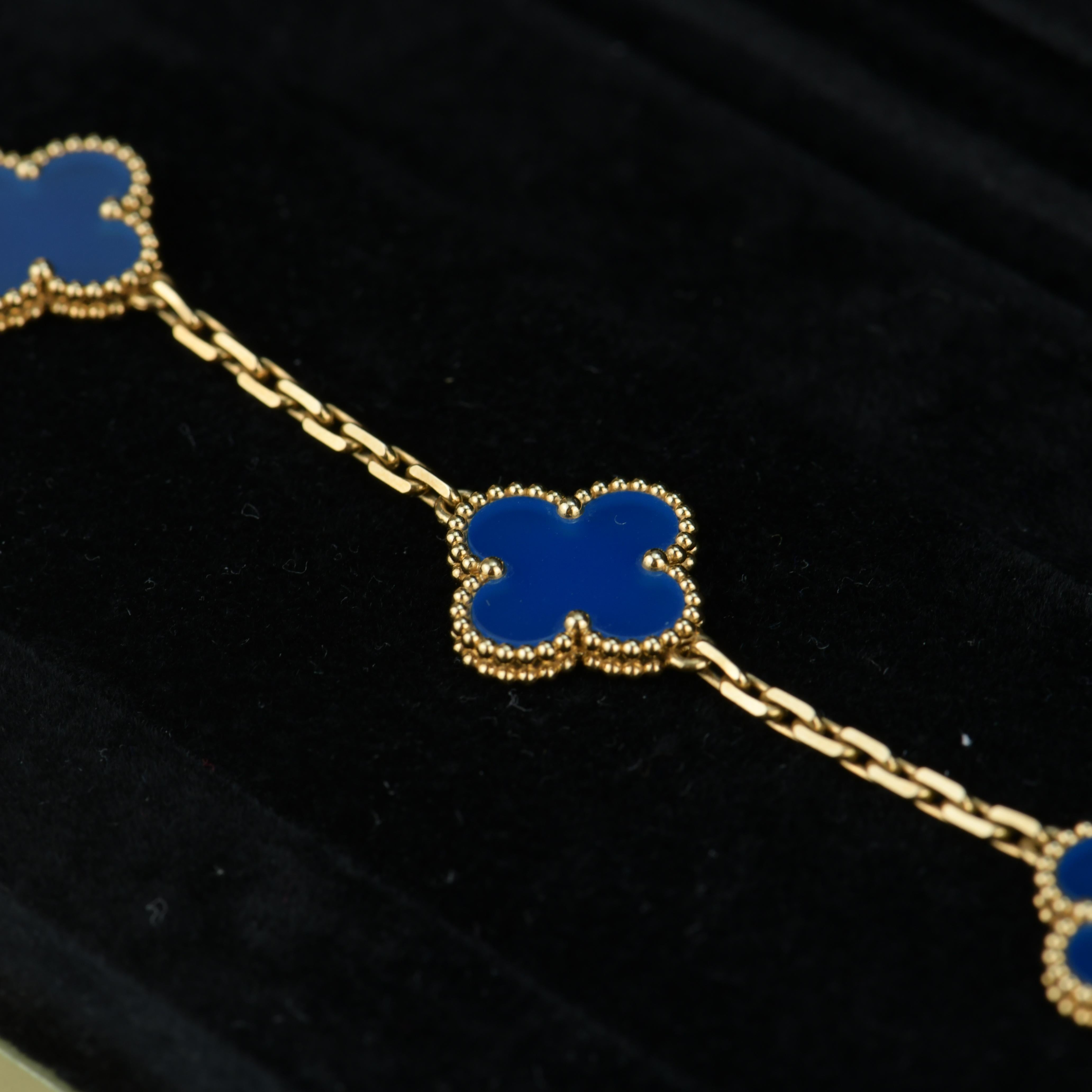Women's or Men's Van Cleef & Arpels Sèvres Porcelain Yellow Gold Alhambra Bracelet