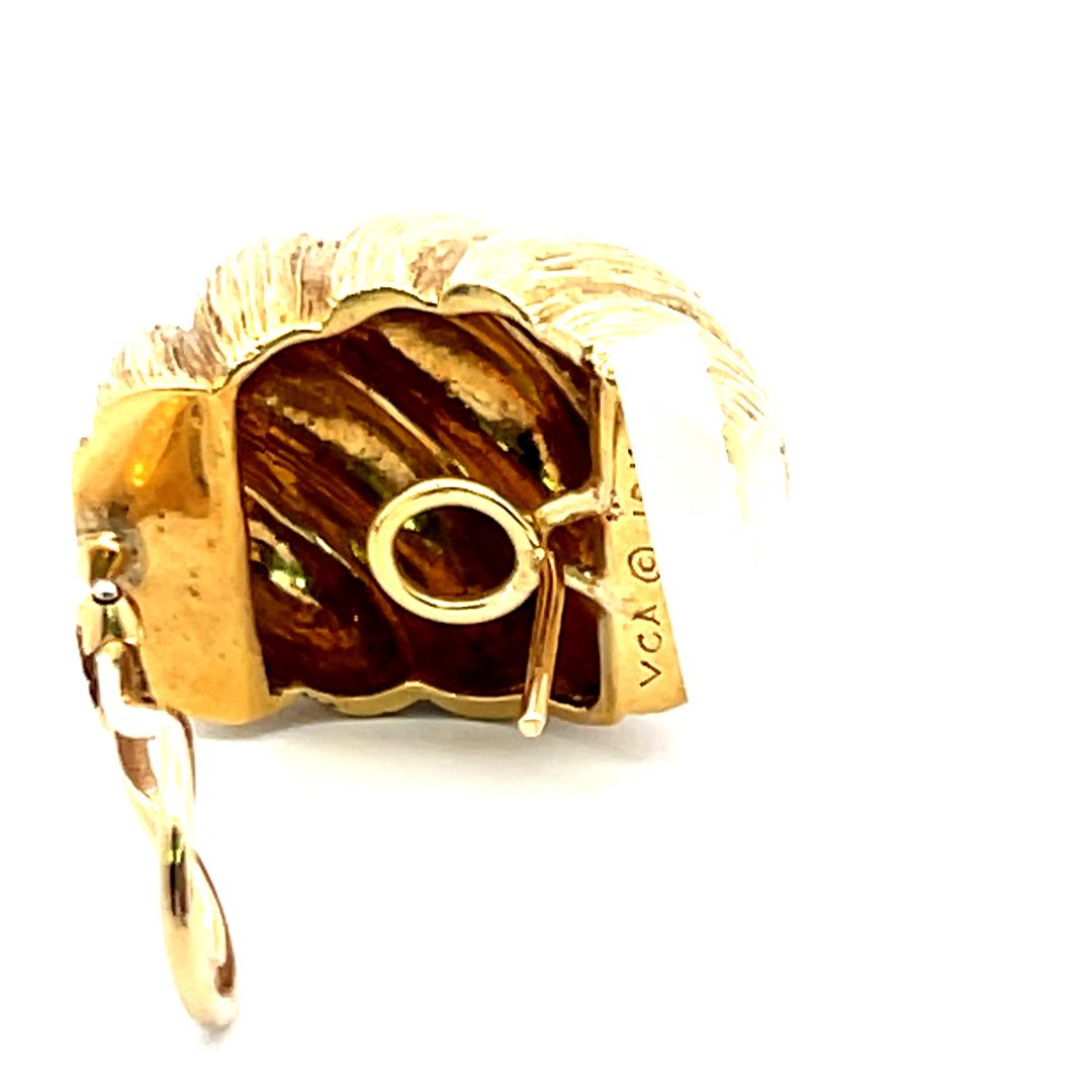 Orecchini a clip in oro giallo 18 carati Van Cleef & Arpels Shrimp in vendita 12