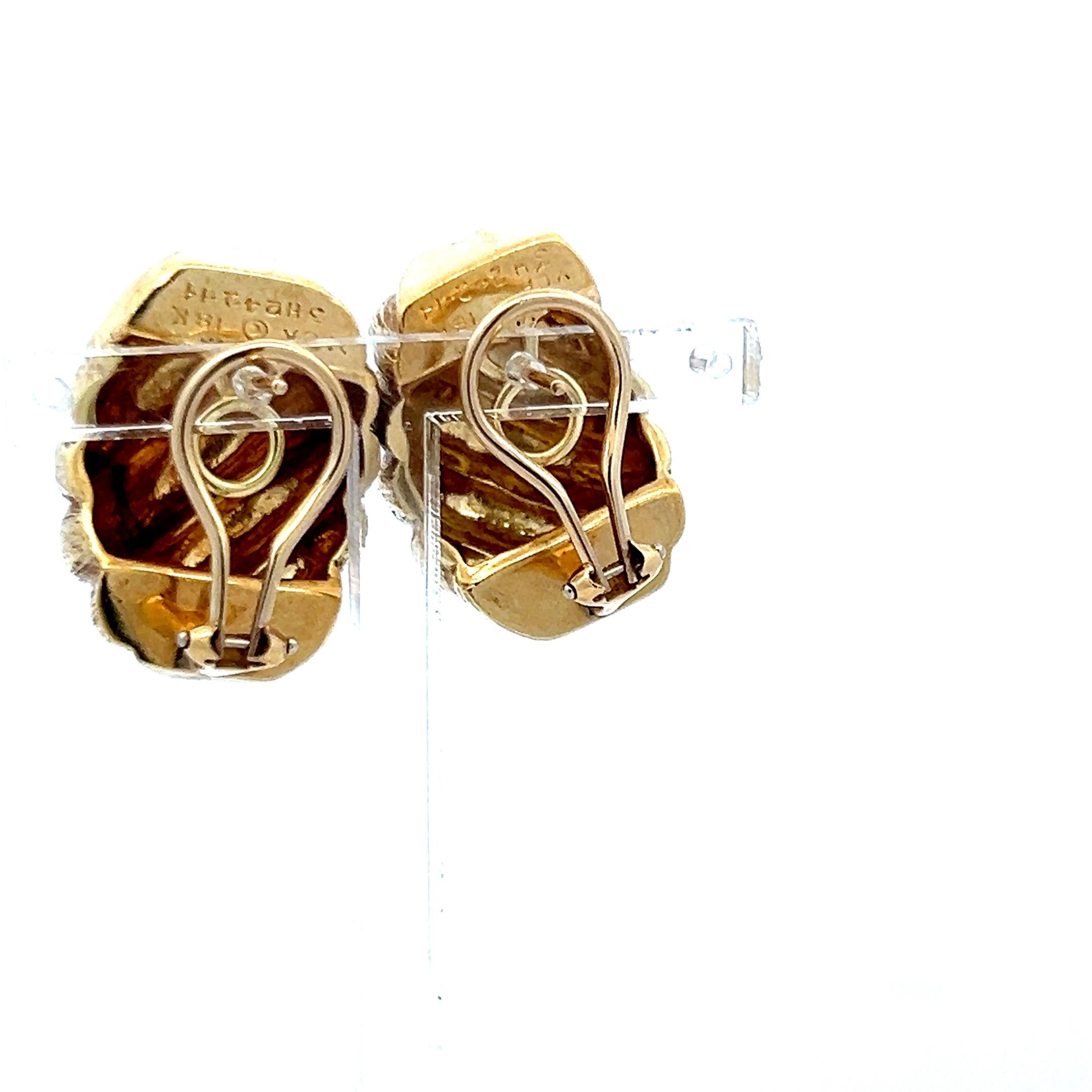 Orecchini a clip in oro giallo 18 carati Van Cleef & Arpels Shrimp In condizioni buone in vendita a New York, NY