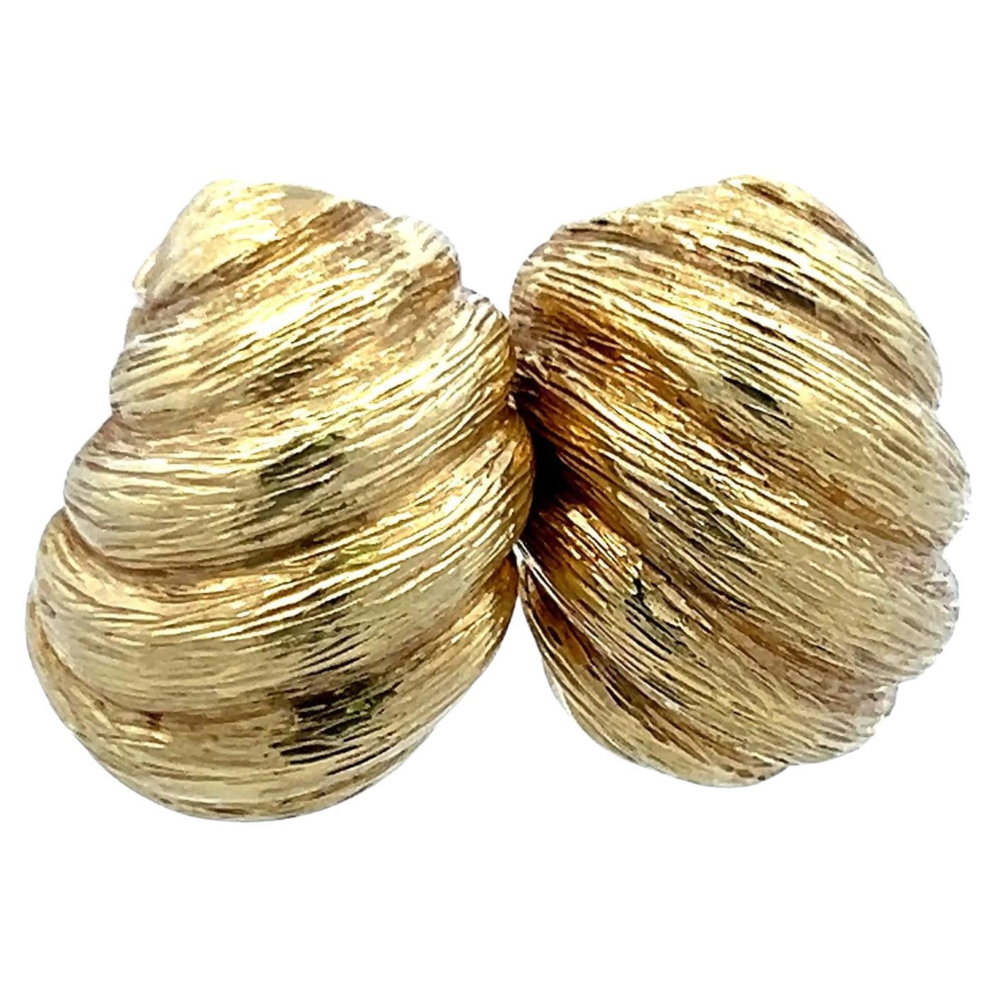 Orecchini a clip in oro giallo 18 carati Van Cleef & Arpels Shrimp in vendita