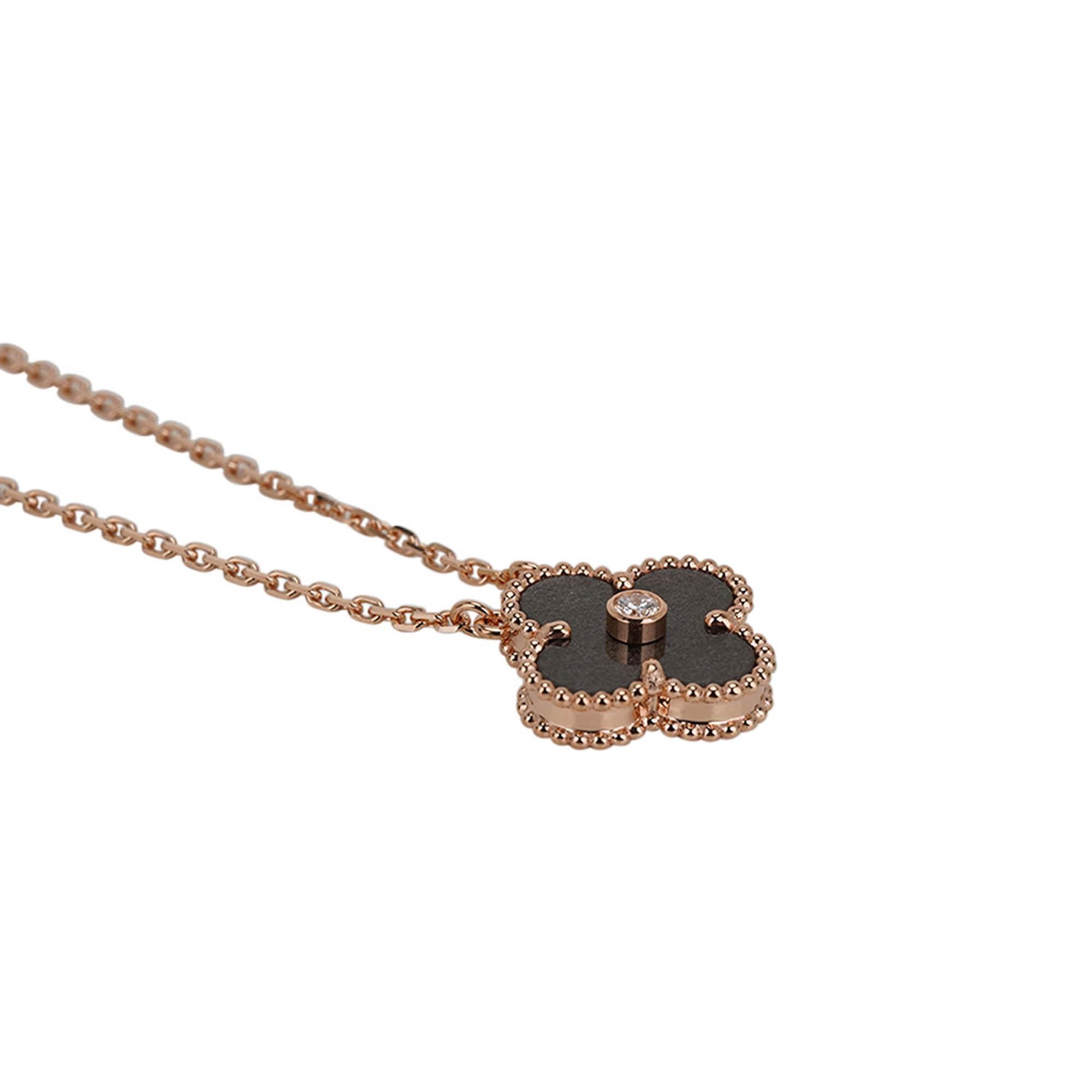 Van Cleef & Arpels Silver Obsidian Vintage Alhambra Diamond Rose Gold Pendant In New Condition For Sale In Miami, FL