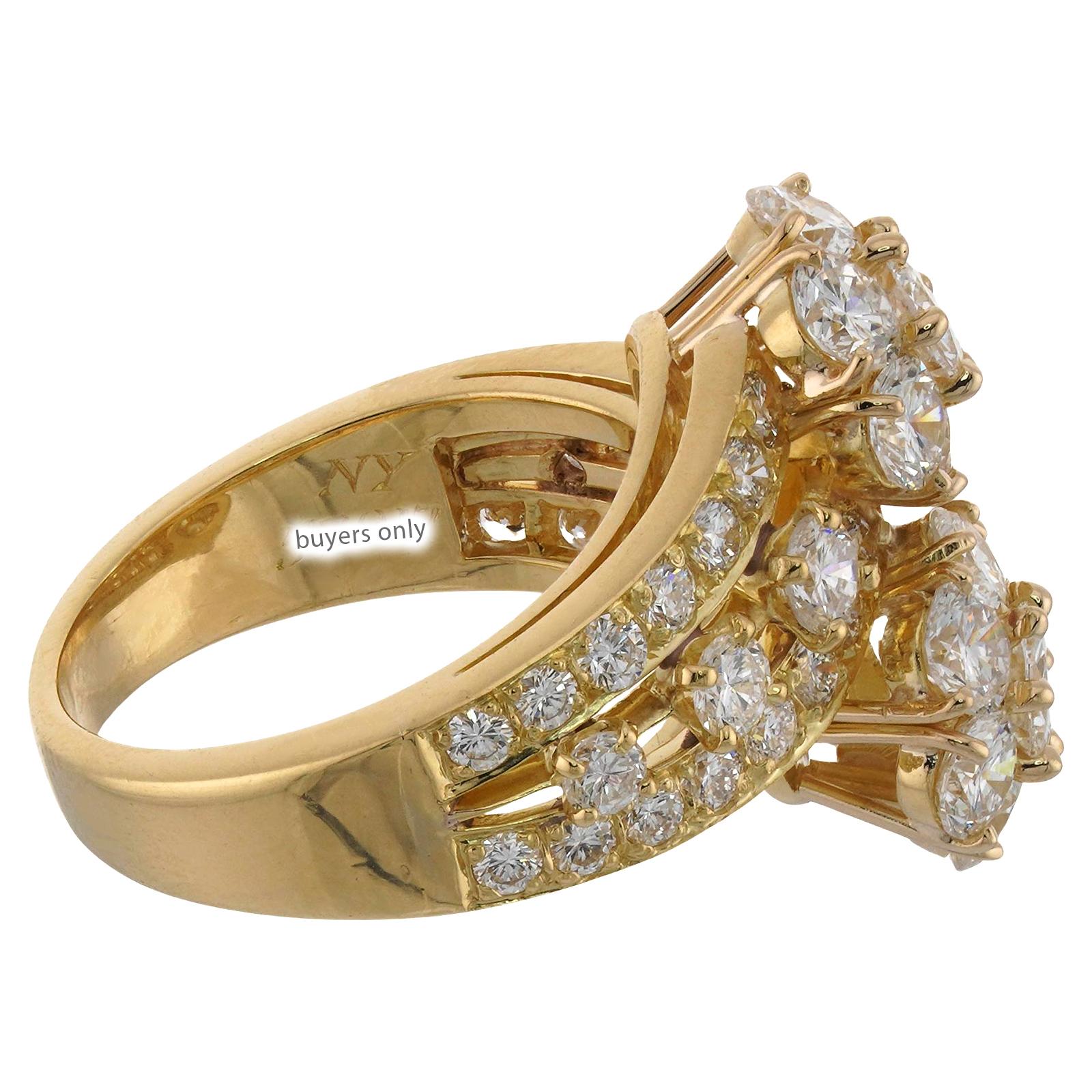 VAN CLEEF & ARPELS Snowflake 18k Yellow Gold Diamond Ring Size 5 For Sale 1