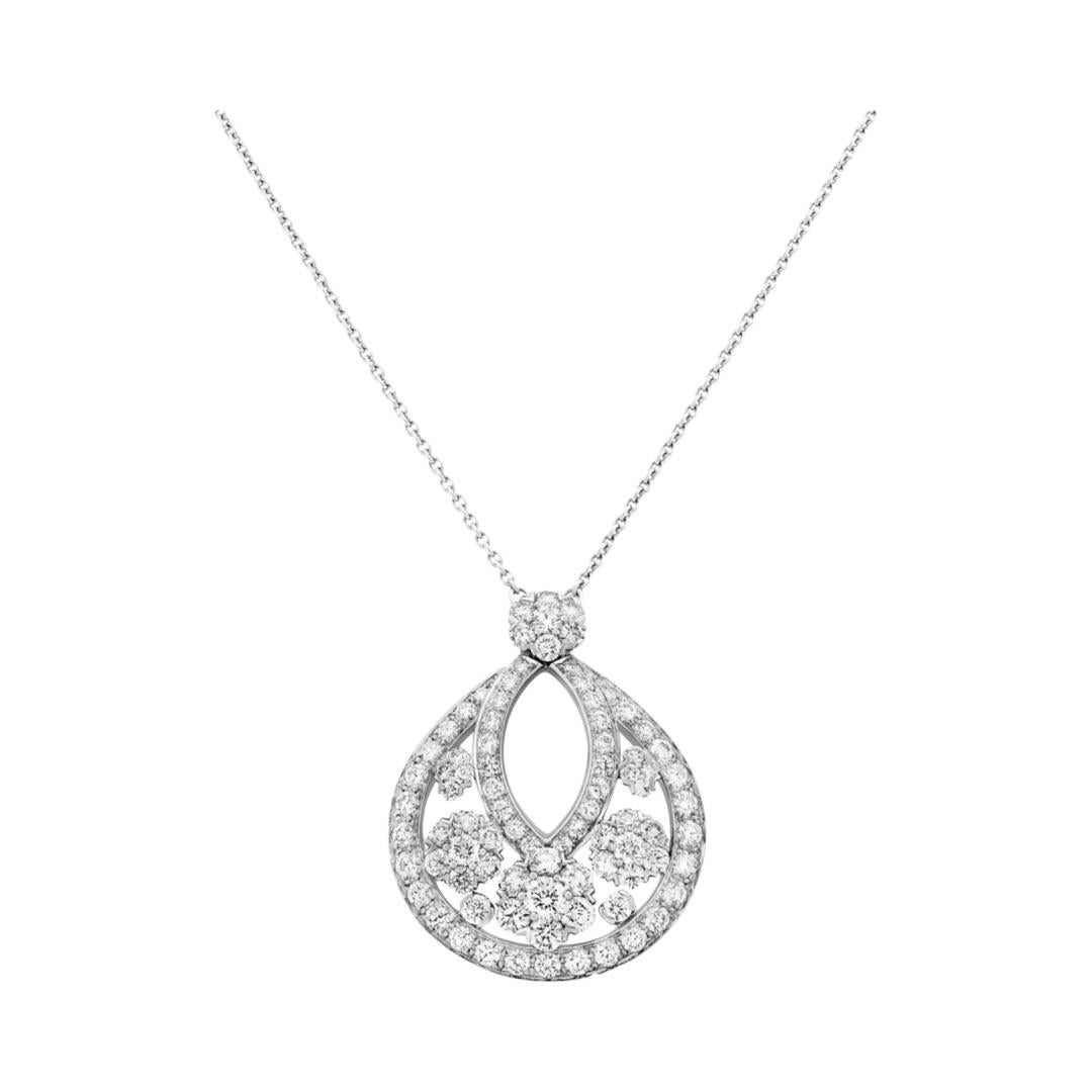 Round Cut Van Cleef & Arpels Snowflake Diamond Pendant In Platinum, Large Model 