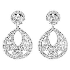 Van Cleef & Arpels Snowflake Earrings VCARO3RJ00