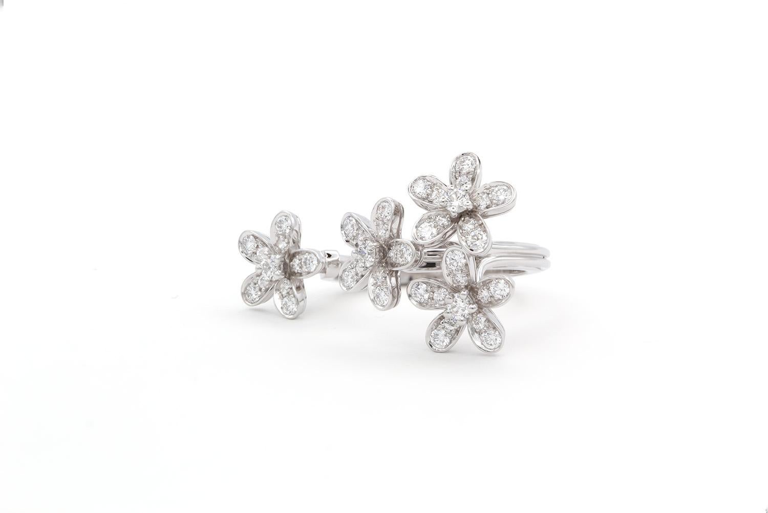 Brilliant Cut Van Cleef & Arpels Socrate Between the Finger Ring 18k White Gold & Diamond BNP