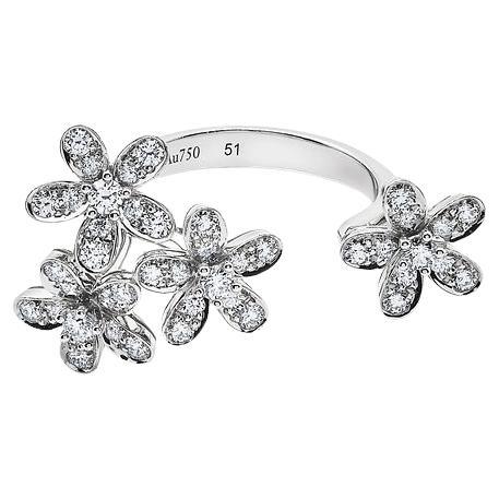 Van Cleef & Arpels Anello Socrate tra le dita in vendita