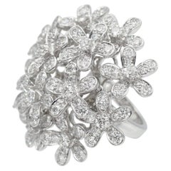 Grande bague sertie de diamants de la collection « Socrate » de Van Cleef & Arpels