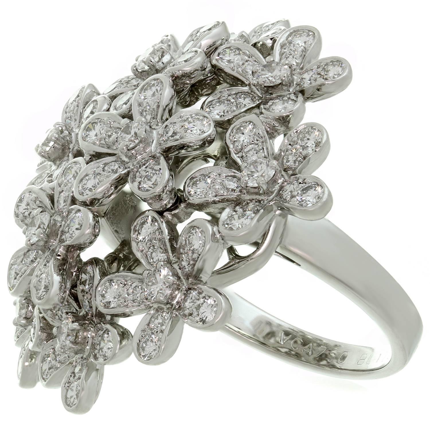 Women's Van Cleef & Arpels Socrate Diamond White Gold Flower Bouquet Ring