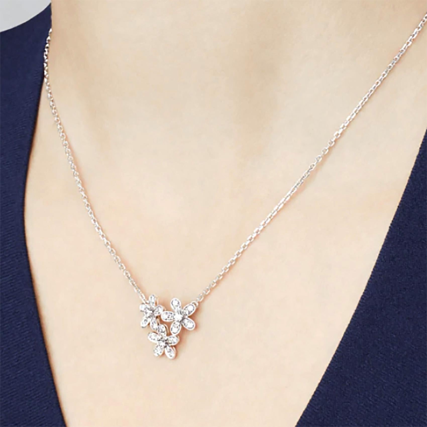 Women's or Men's Van Cleef & Arpels Socrates 3 Flower Diamond Pendant Necklace in White Gold
