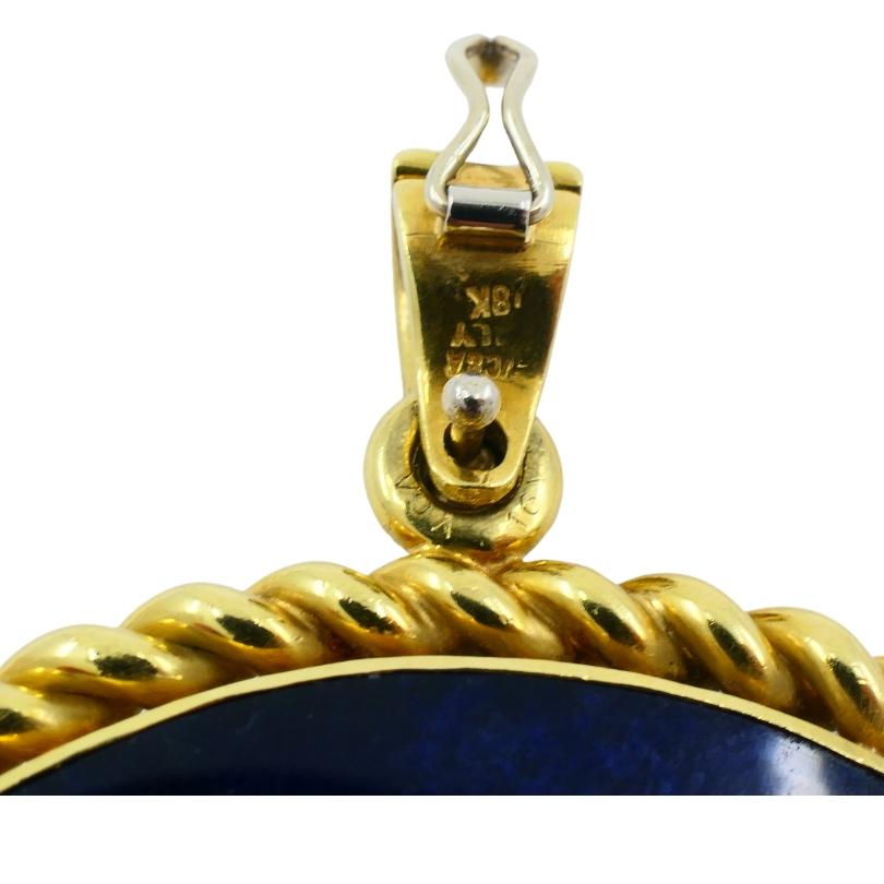 Van Cleef & Arpels Aquarius-Anhänger mit Sodalit in Gold und Aquarius im Zustand „Hervorragend“ im Angebot in Beverly Hills, CA