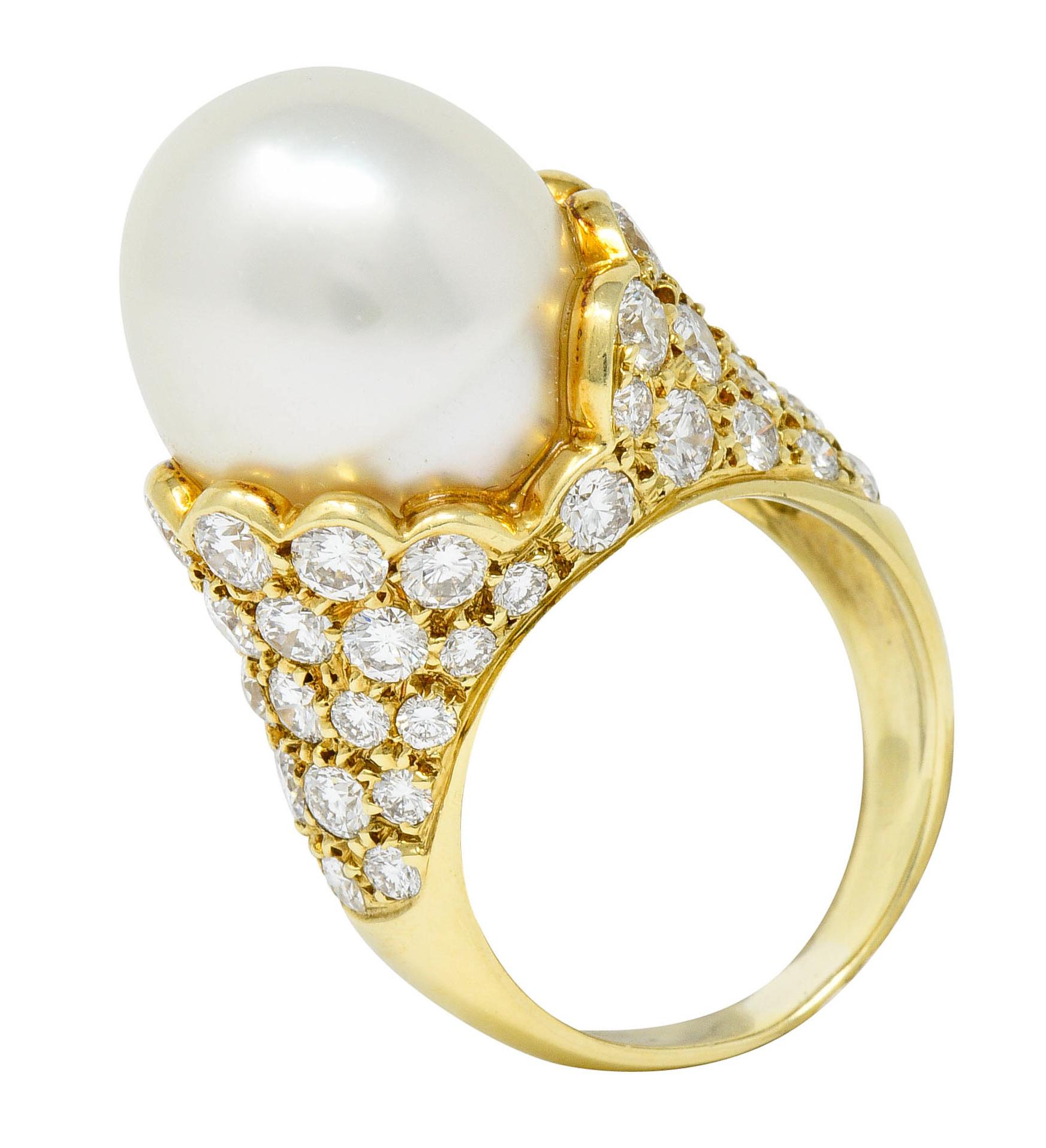 Van Cleef & Arpels South Sea Pearl 3.40 Carat Diamond 18 Karat Gold Ring 3