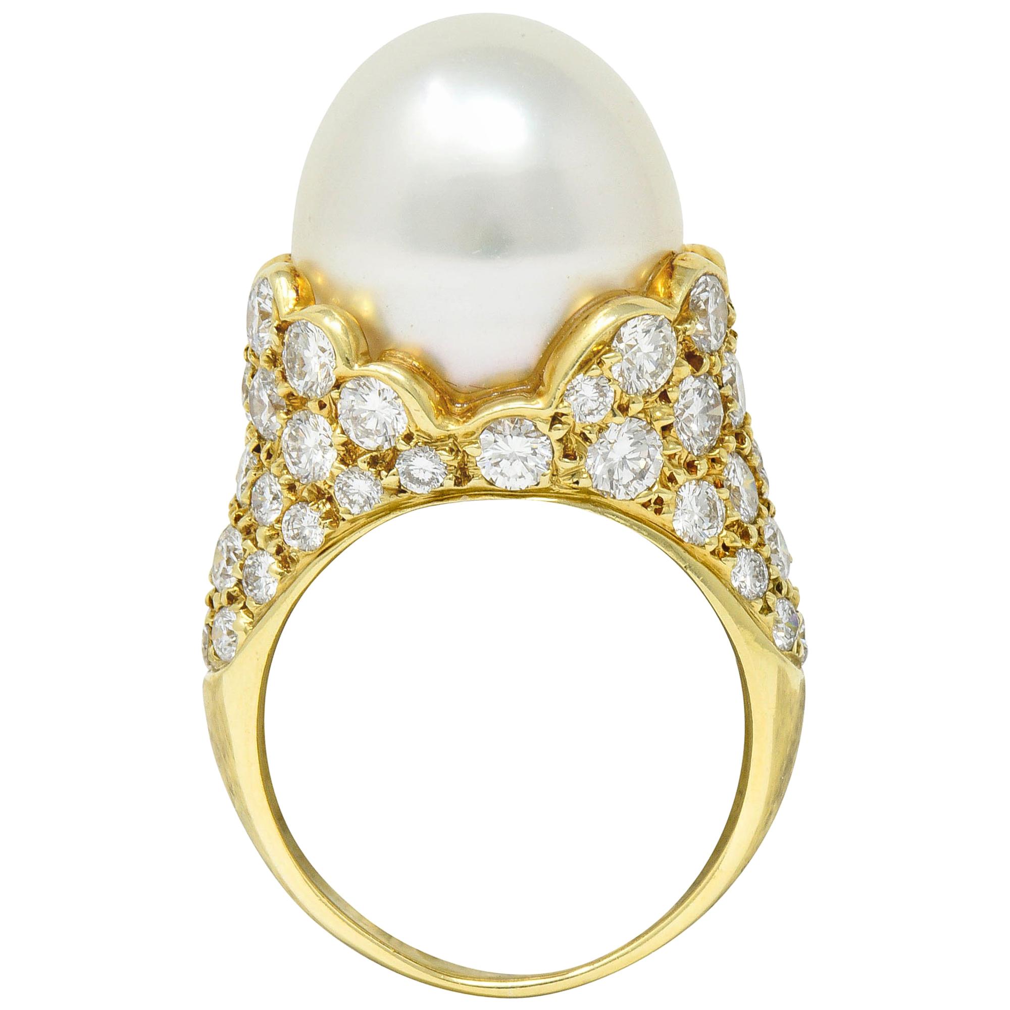 Van Cleef & Arpels South Sea Pearl 3.40 Carat Diamond 18 Karat Gold Ring