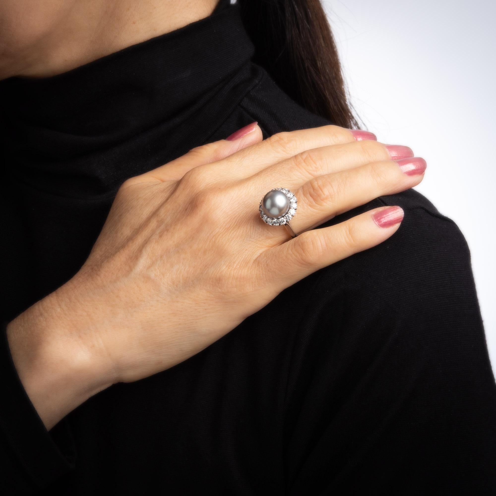 Modern Van Cleef & Arpels South Sea Pearl Ring 1.20 Carat Diamond Platinum Halo S.O For Sale