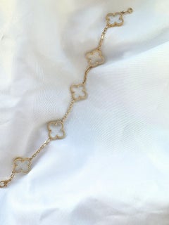 Van Cleef & Arpels Special Vintage Alhambra 5 Motif Rock Crystal Gold Bracelet