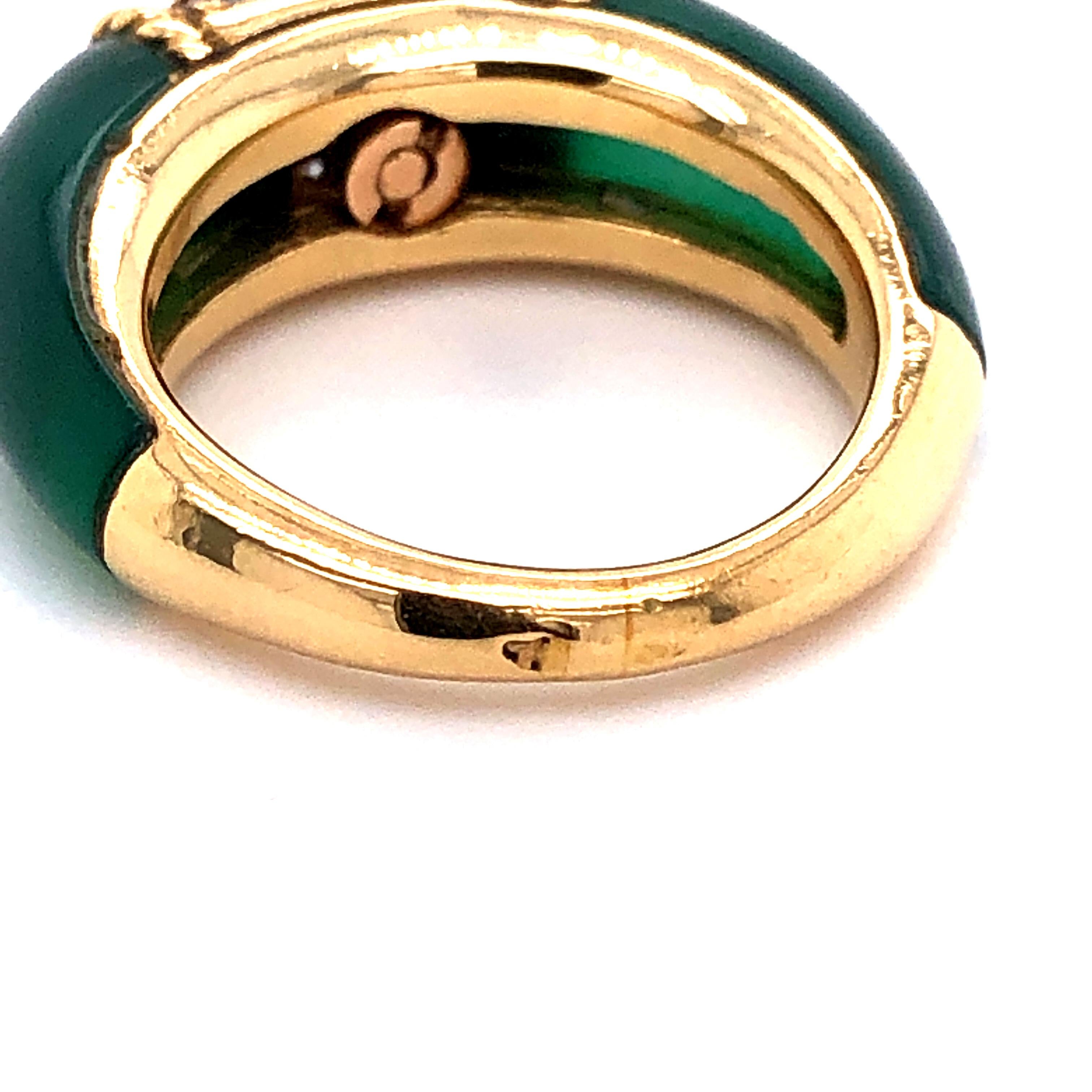 Van Cleef & Arpels Stacking Philippine Ring, Chrysoprase, Diamonds, Yellow Gold In Good Condition In Lucerne, CH