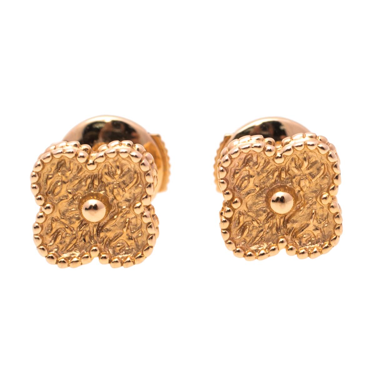 The Alhambra creations from Van Cleef & Arpels have been bringing classic style to women around the world for years that to this day, they are highly coveted. These lovely earrings from the Sweet Alhambra collection come crafted from 18K rose gold