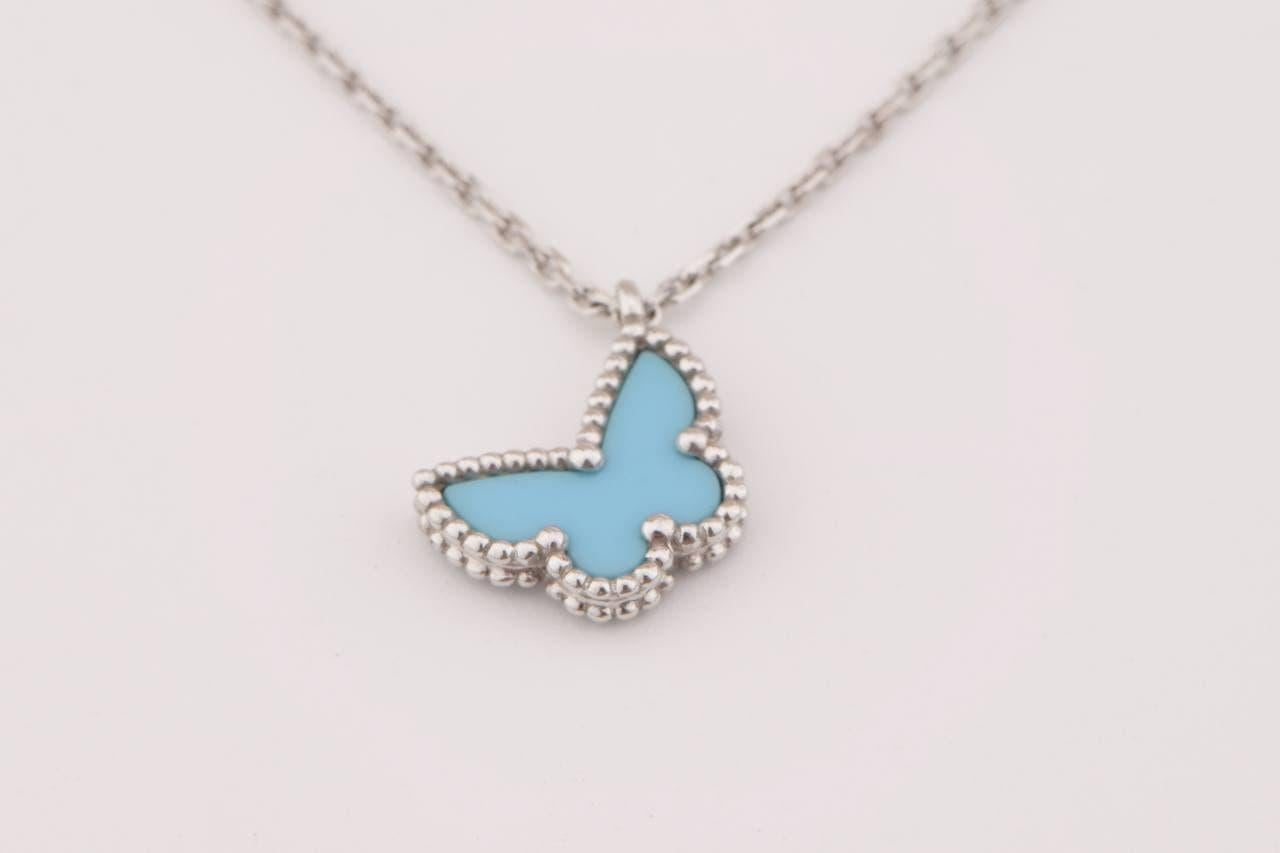 This butterfly-shaped pendant has been a favorite among fans and is made of gorgeous turquoise and hangs delicately from an 18k white gold chain. This gorgeous necklace is perfect for everyday wear and will always be a timeless and wearable work of