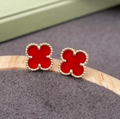 Van Cleef & Arpels Sweet Alhambra Carnelian 18k Rose Gold Earstuds