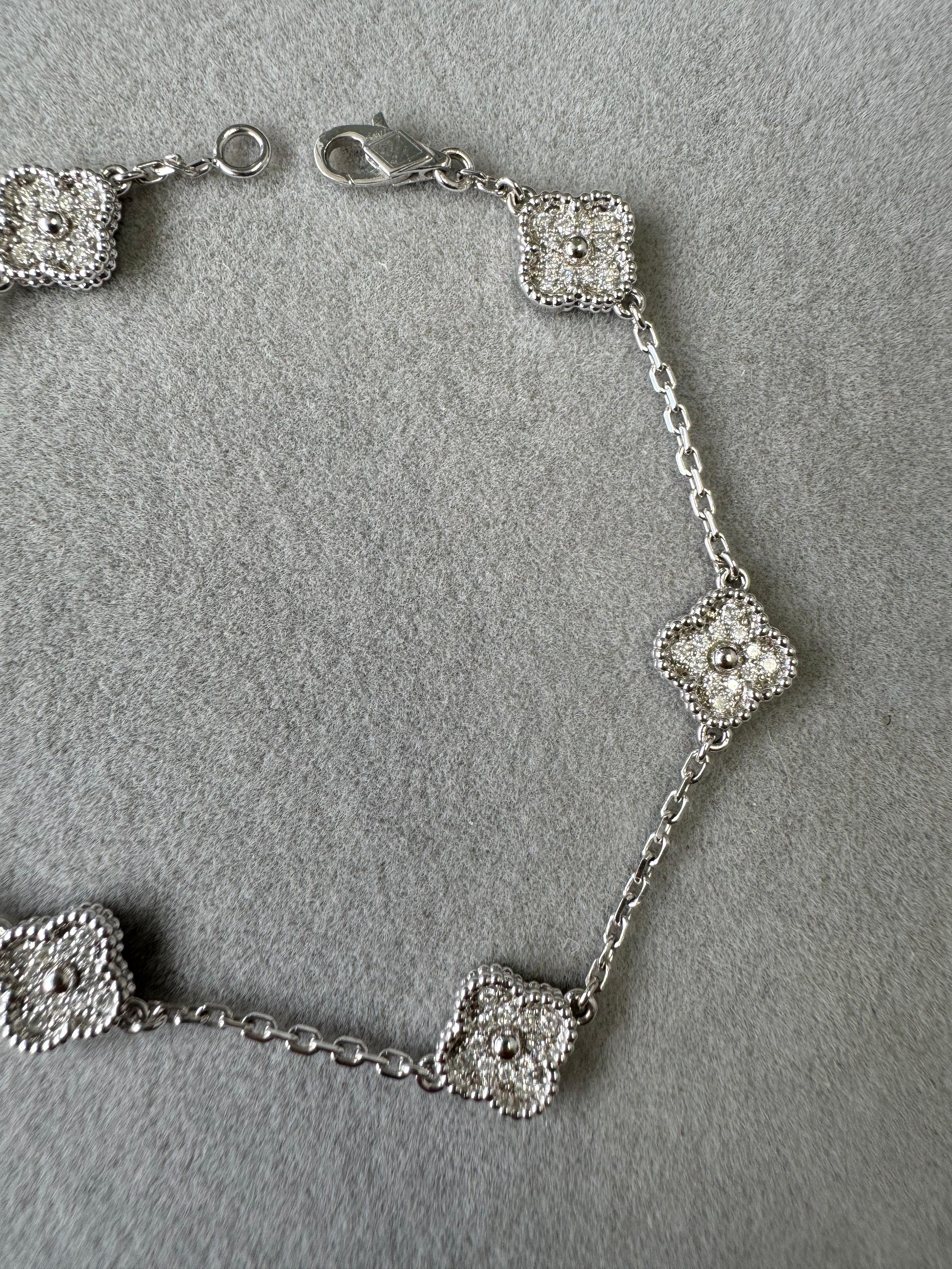 Modern Van Cleef & Arpels Sweet Alhambra Diamonds 6 Motif 18K White Gold Chain Bracelet