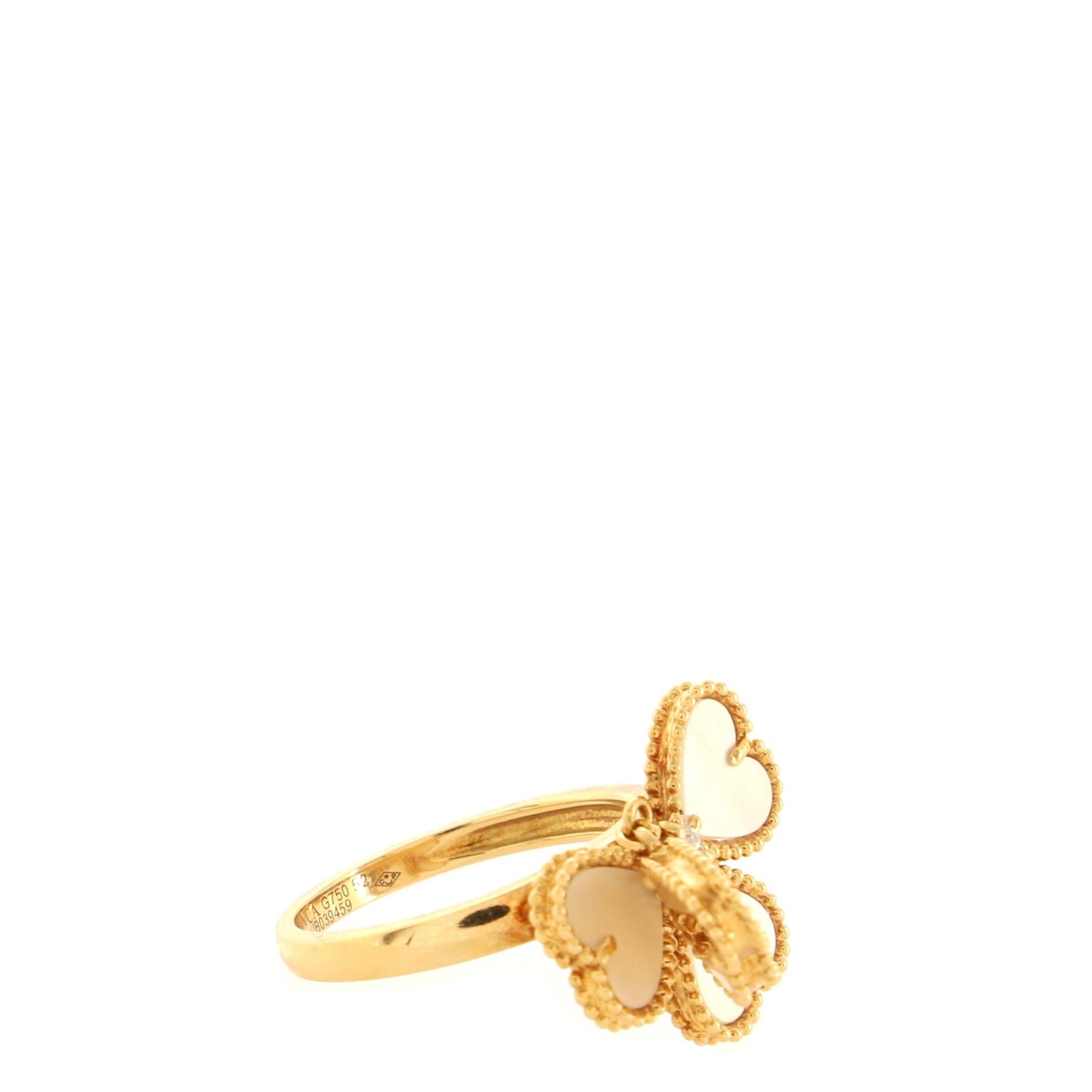 Van Cleef & Arpels Sweet Alhambra Effeuillage Ring 18k Yellow Gold In Good Condition In New York, NY