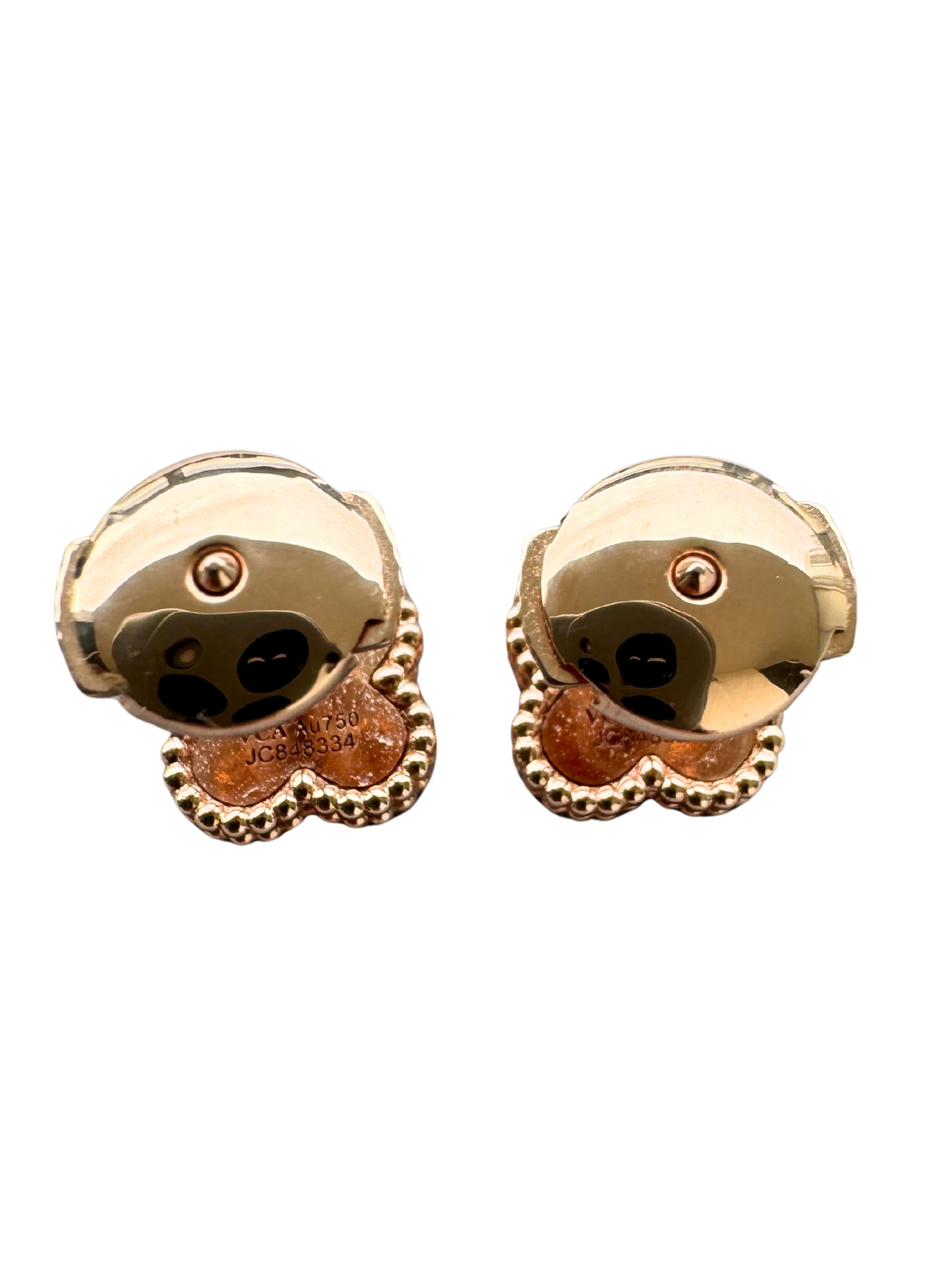 Van Cleef & Arpels Boucles d'oreilles Alhambra en or rose 18K martelé et écrasé en vente 1