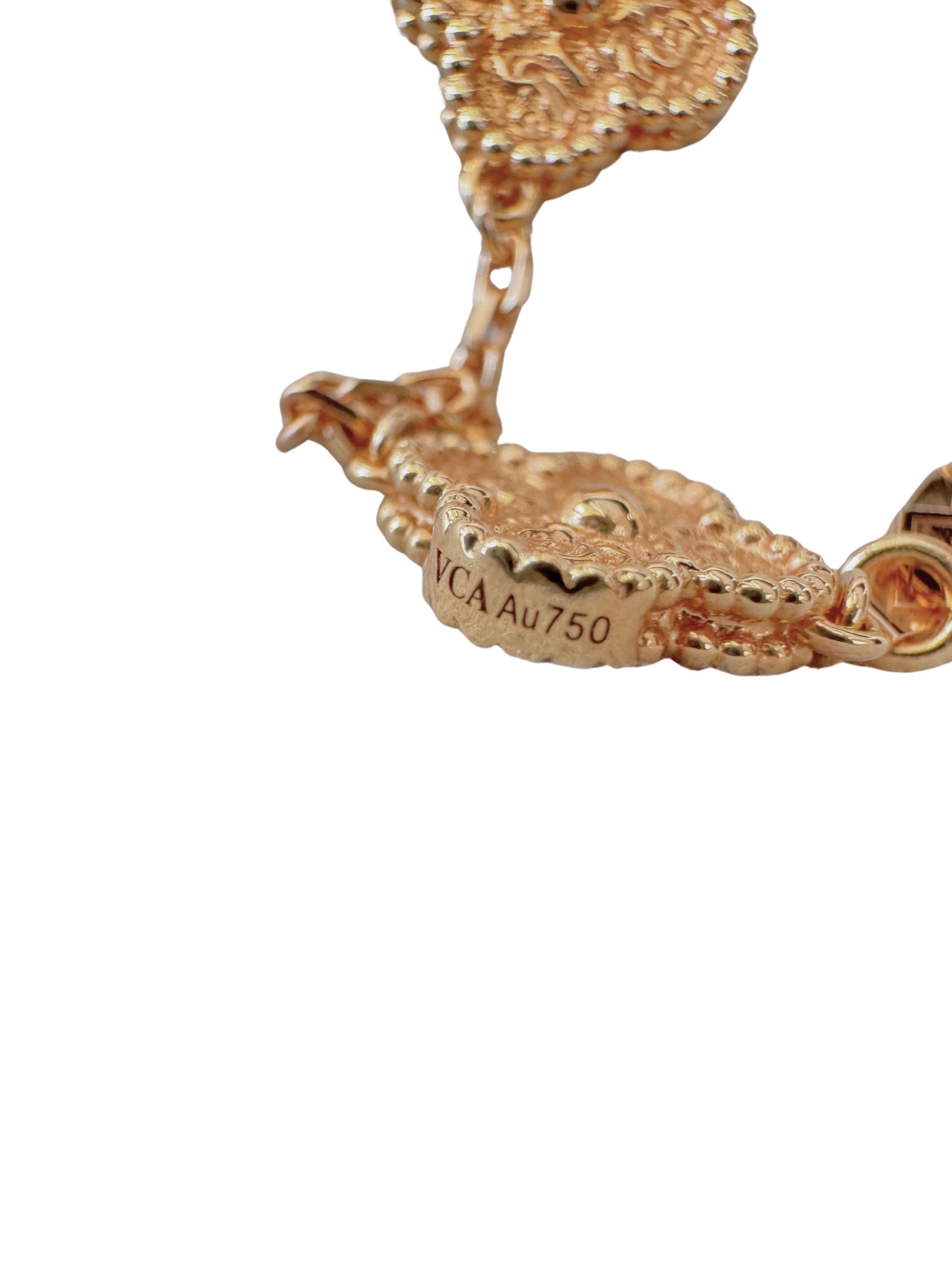Van Cleef & Arpels Dulce Alhambra Martillado Triturado 6 Motivos Pulsera de Oro Rosa en venta 4