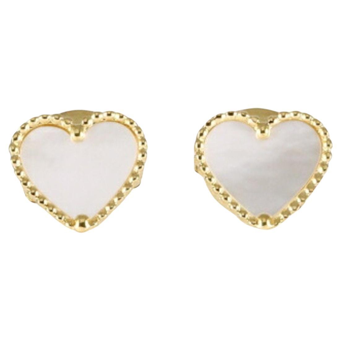 Van Cleef & Arpels Sweet Alhambra Heart Boucles d'oreilles en or jaune 18 carats en vente