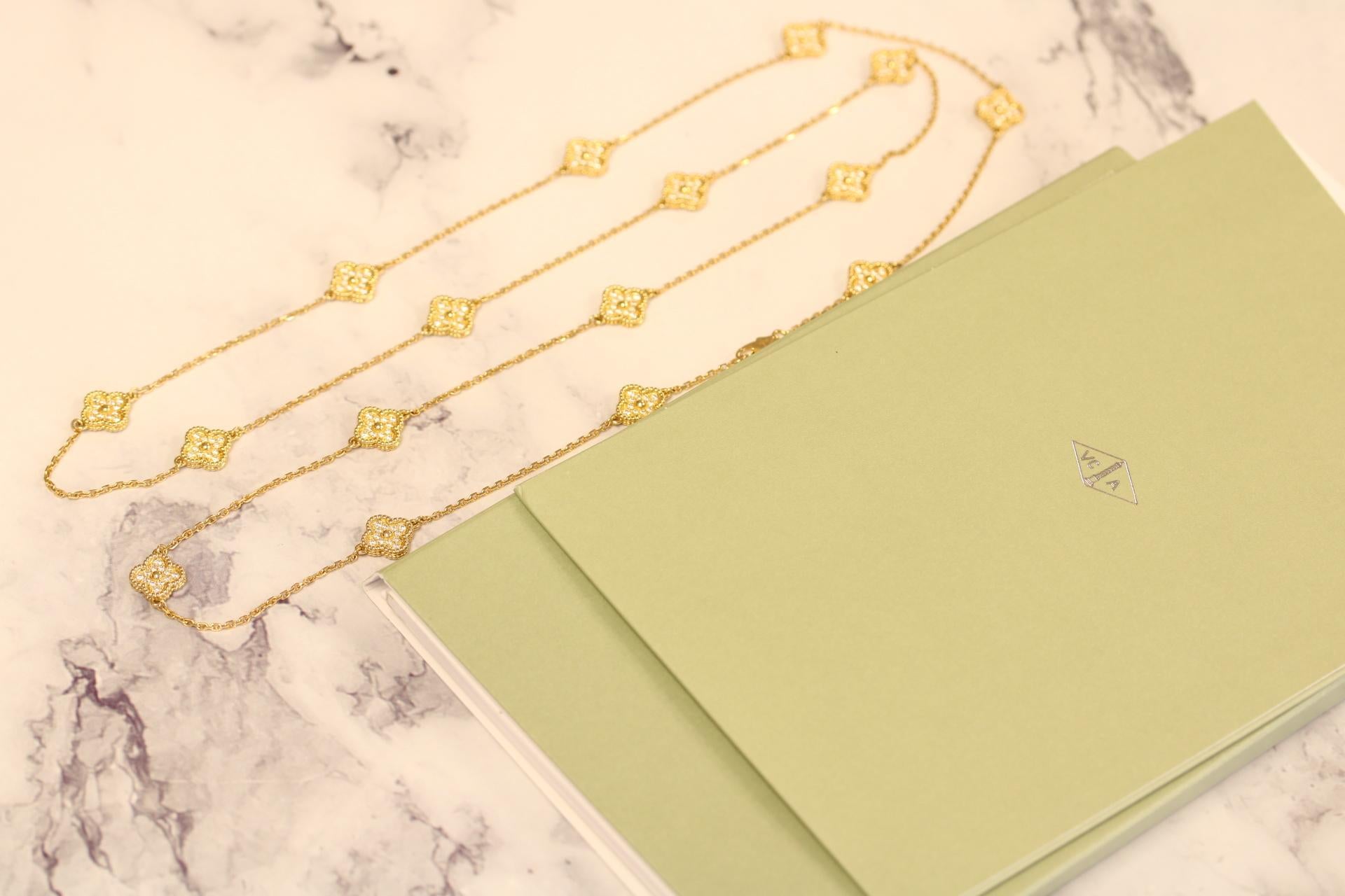 Van Cleef & Arpels Sweet Alhambra long necklace, 16 motifs Box & Papers For Sale 1