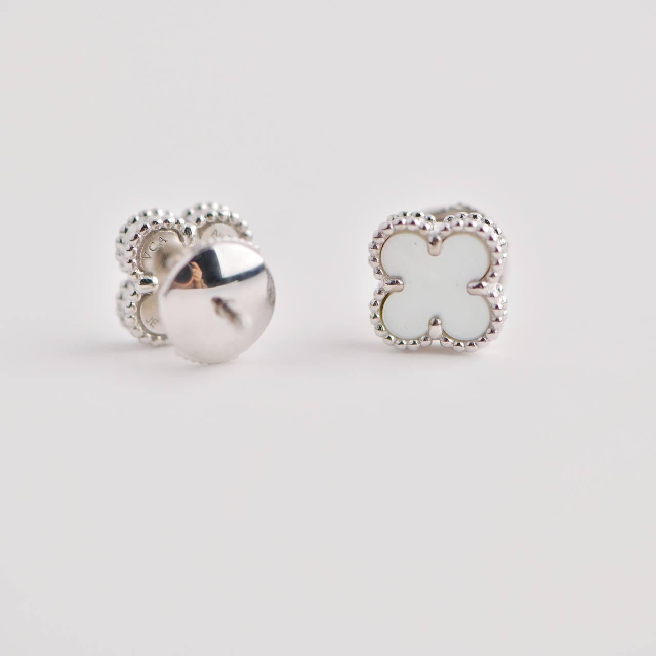 Van Cleef & Arpels Sweet Alhambra Mother-of-Pearl 18K White Gold Earstuds In Excellent Condition In Banbury, GB