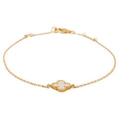 Van Cleef & Arpels Sweet Alhambra Perlmutt-Armband aus 18 Karat Gelbgold