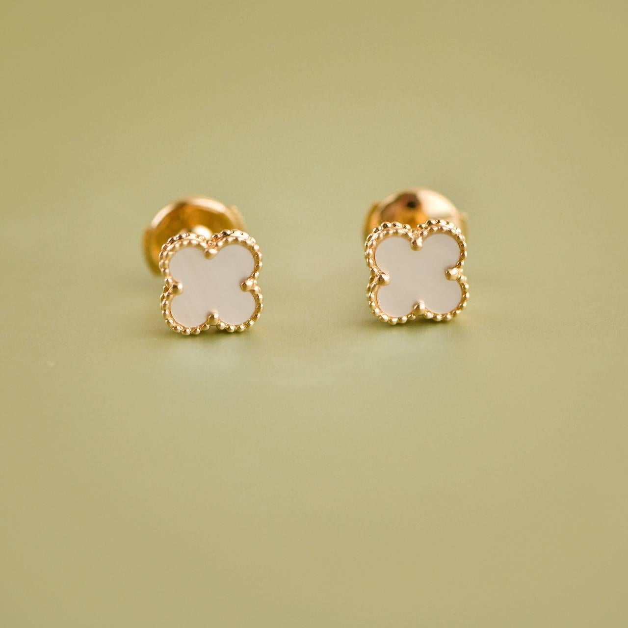 Van Cleef & Arpels Sweet Alhambra Mother of Pearl 18K Yellow Gold Earrings In Excellent Condition In Banbury, GB