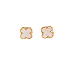 Pendientes de oro amarillo de 18 quilates Van Cleef & Arpels Sweet Alhambra Mother of Pearl