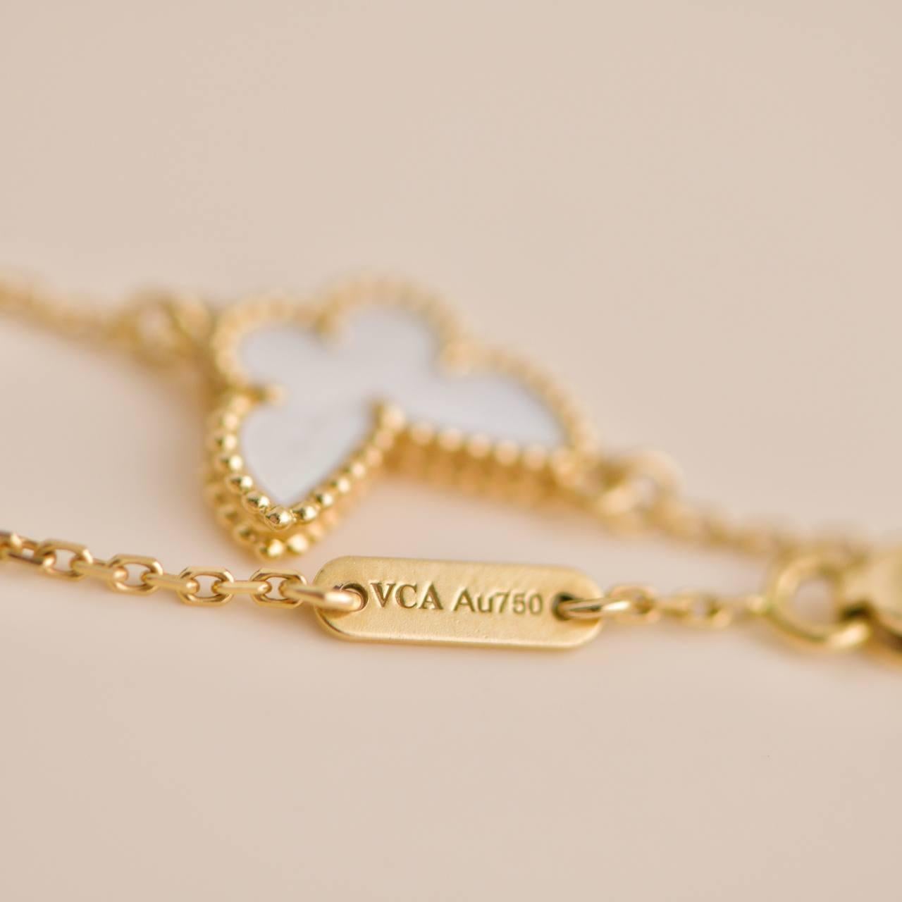 Women's or Men's Van Cleef & Arpels Sweet Alhambra Mother-of-Pearl Butterfly Yellow Gold Bracelet