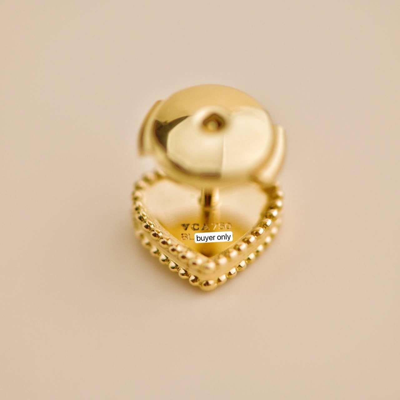 Van Cleef & Arpels Sweet Alhambra Mother of Pearl Heart 18K Yellow Gold Earrings For Sale 4
