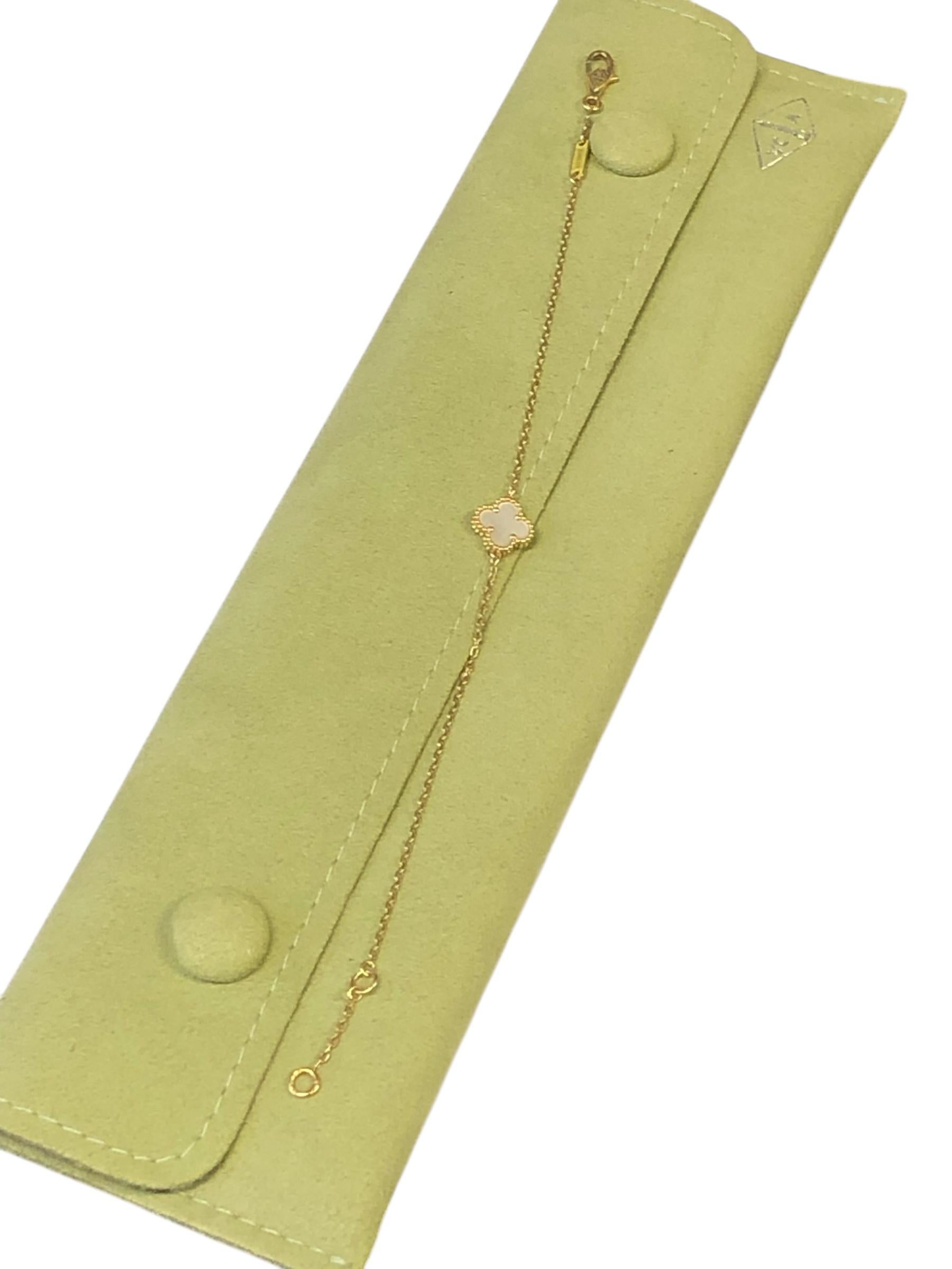 Van Cleef & Arpels Sweet Alhambra Mother of Pearl single Motif Bracelet For Sale 2