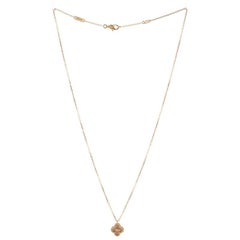 Van Cleef & Arpels Collier à pendentif "Alhambra" en or rose 18K
