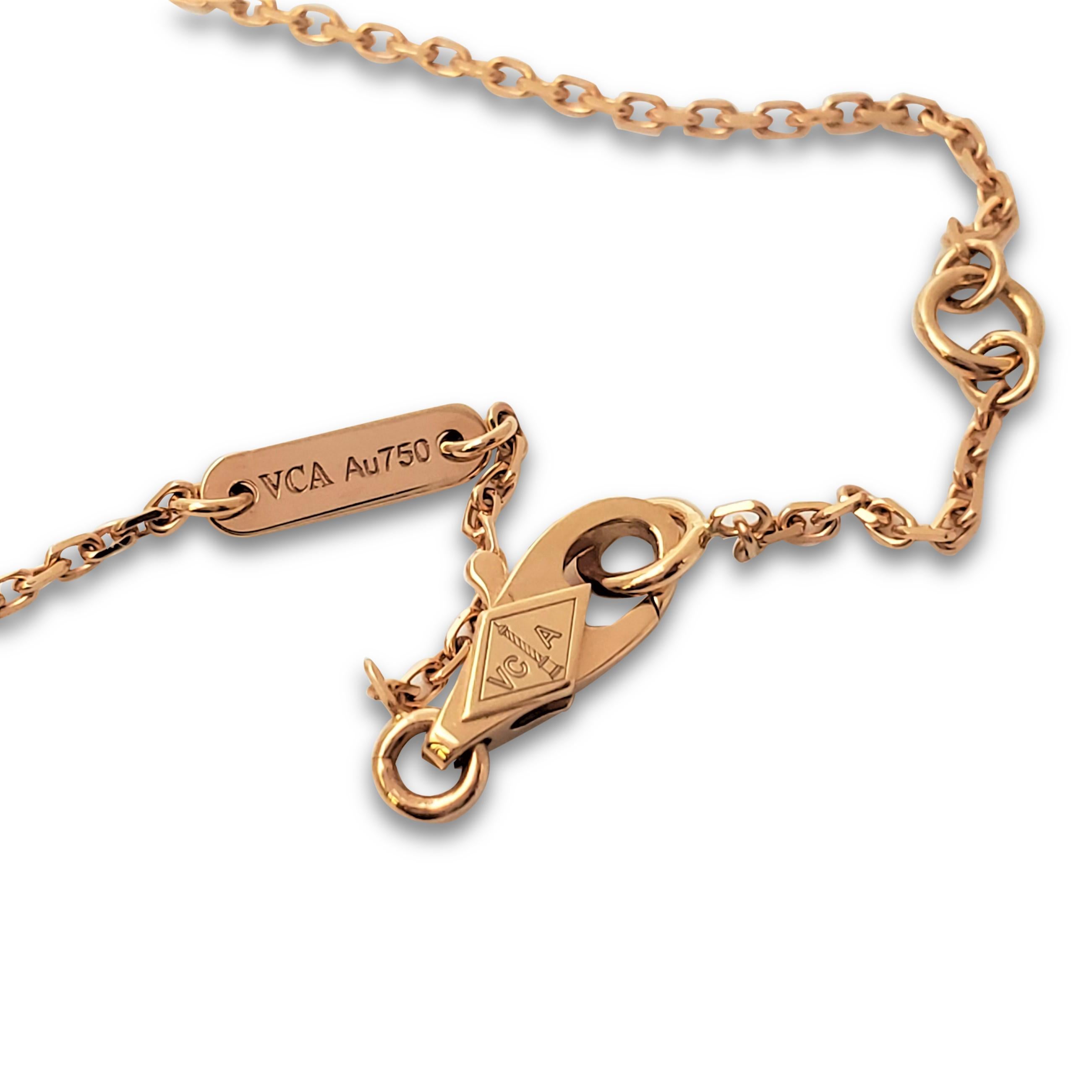 Van Cleef & Arpels 'Sweet Alhambra' Rose Gold Pendant Necklace In Excellent Condition In New York, NY