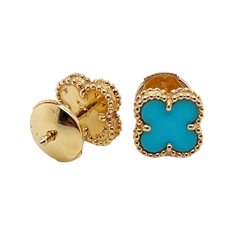 Van Cleef Arpels Sweet Alhambra Turquoise earstuds in 18k Yellow Gold