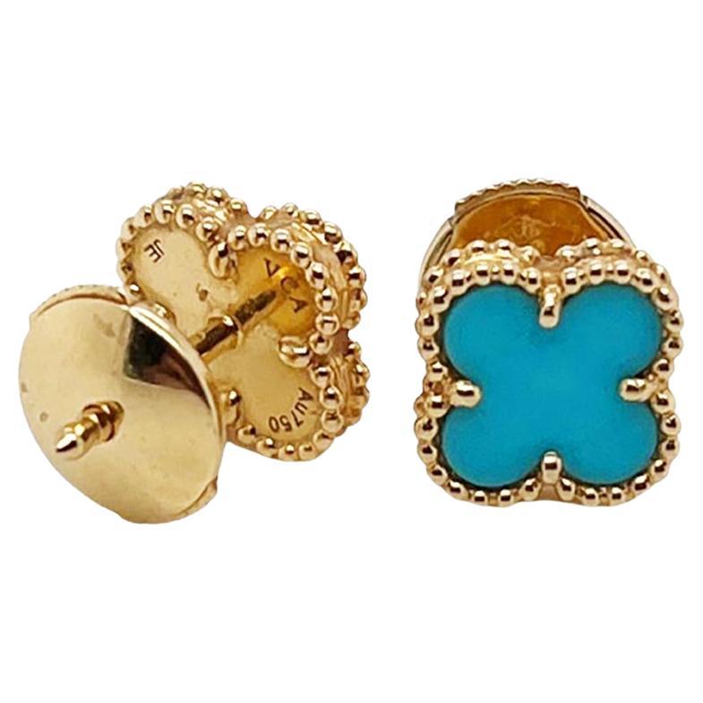 Van Cleef & Arpels Sweet Alhambra Turquoise earstuds in 18k Yellow Gold