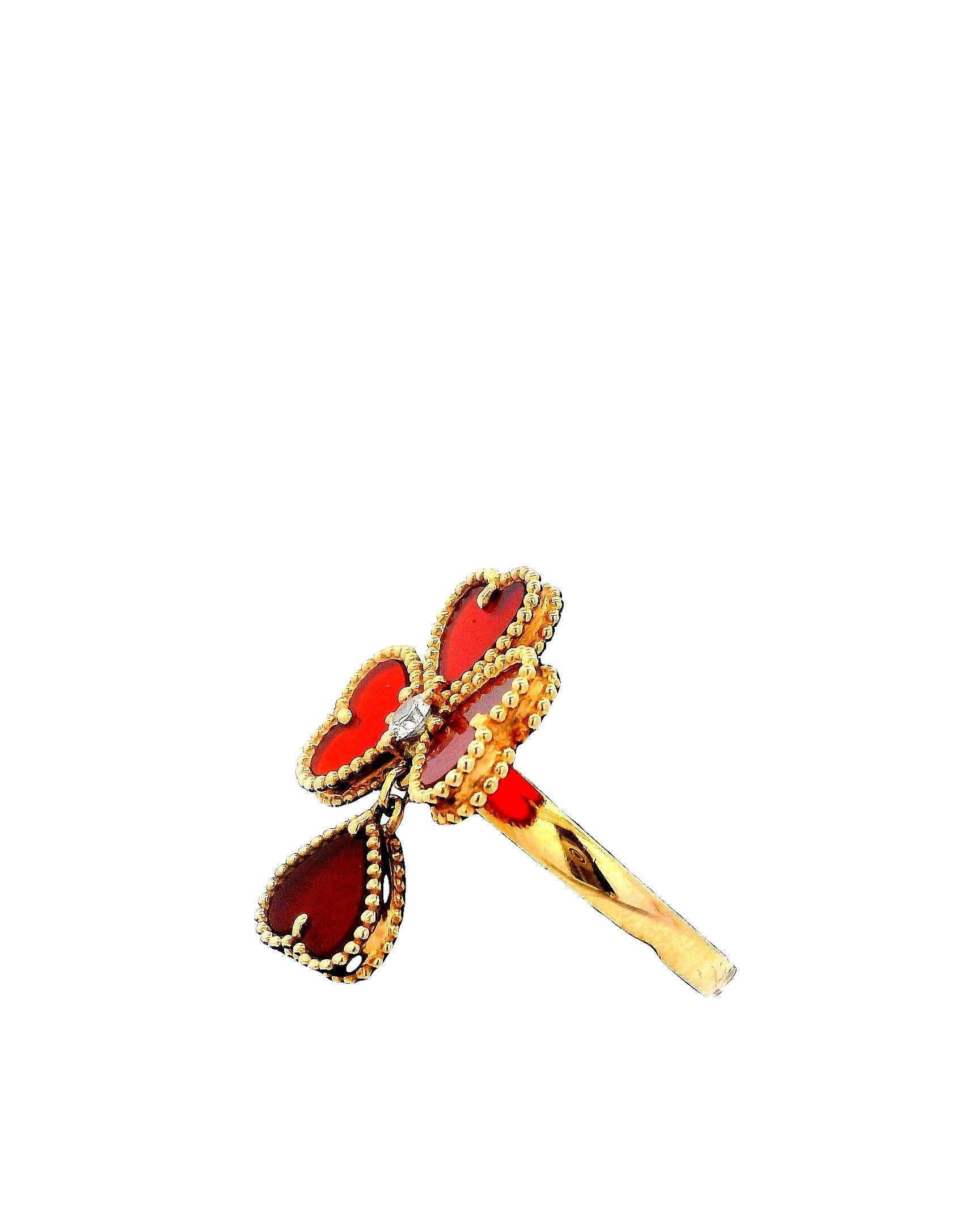 Anillo Van Cleef & Arpels Dulces Corazones Oro rosa de 18 quilates, Cornalina y Diamantes Corte de corazón en venta