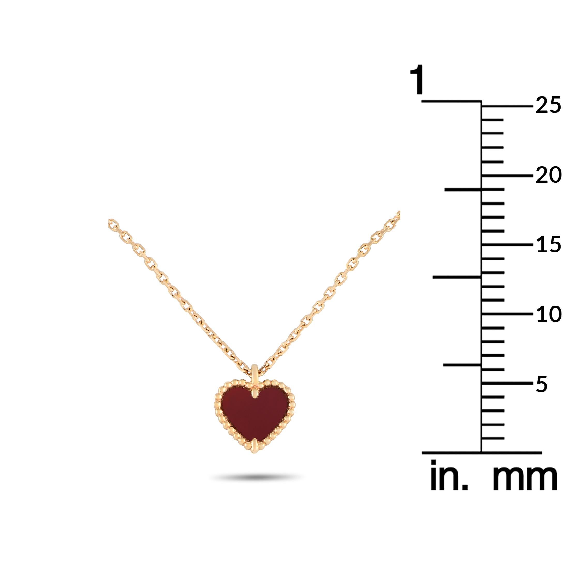 Van Cleef & Arpels Sweet Hearts 18K Yellow Gold Carnelian Pendant Necklace In New Condition In Southampton, PA