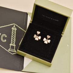 Pendientes Van Cleef & Arpels Dulces Corazones Diamante Madreperla Oro Amarillo 18K