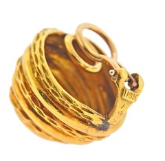 Van Cleef & Arpels Swirl Motif Gold Earrings