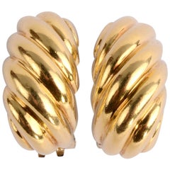 Van Cleef & Arpels Boucles d'oreilles or crevettes tourbillonnées