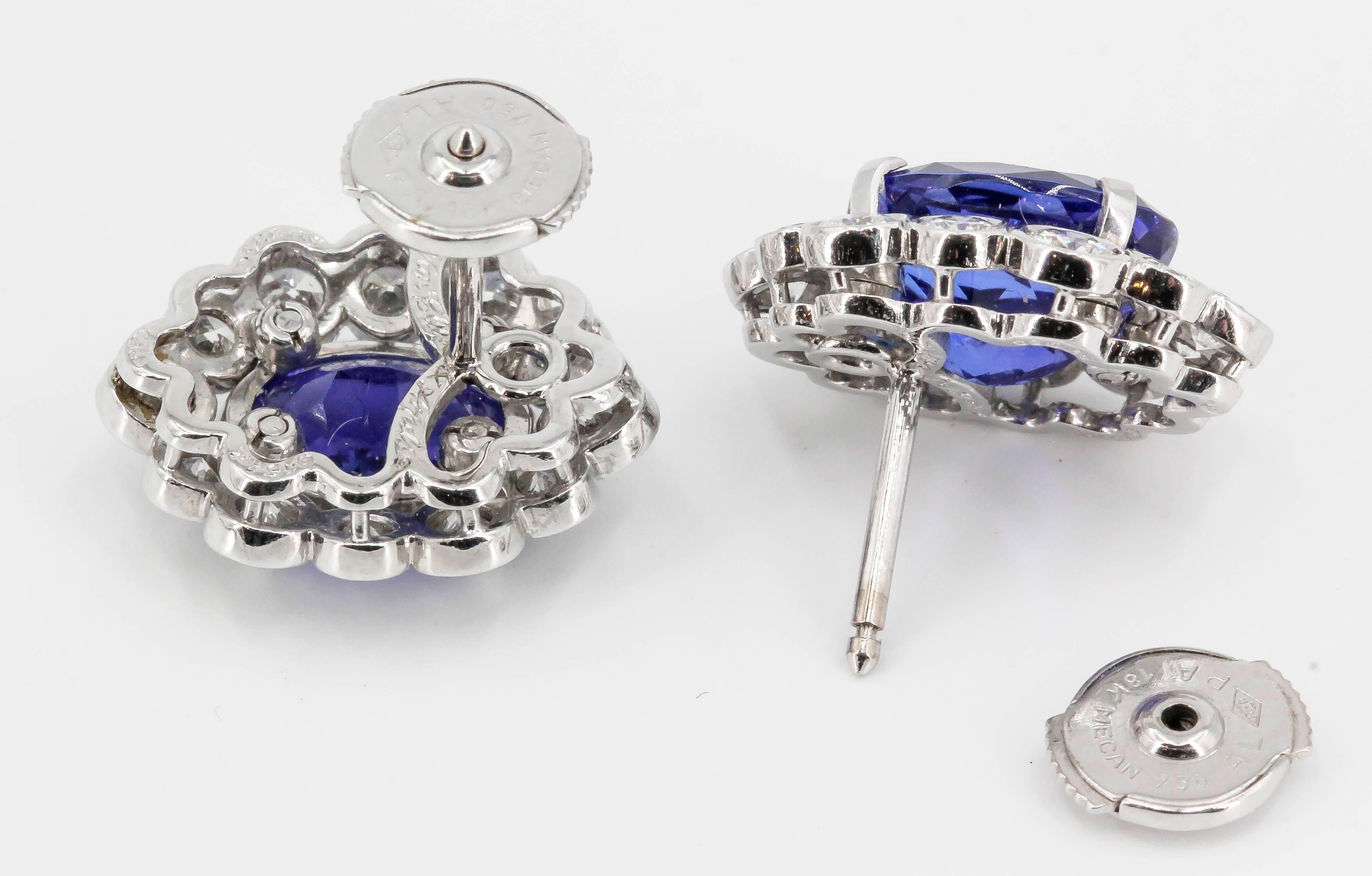 Van Cleef & Arpels Tanzanite Diamond Platinum Cluster Earrings In Excellent Condition In New York, NY