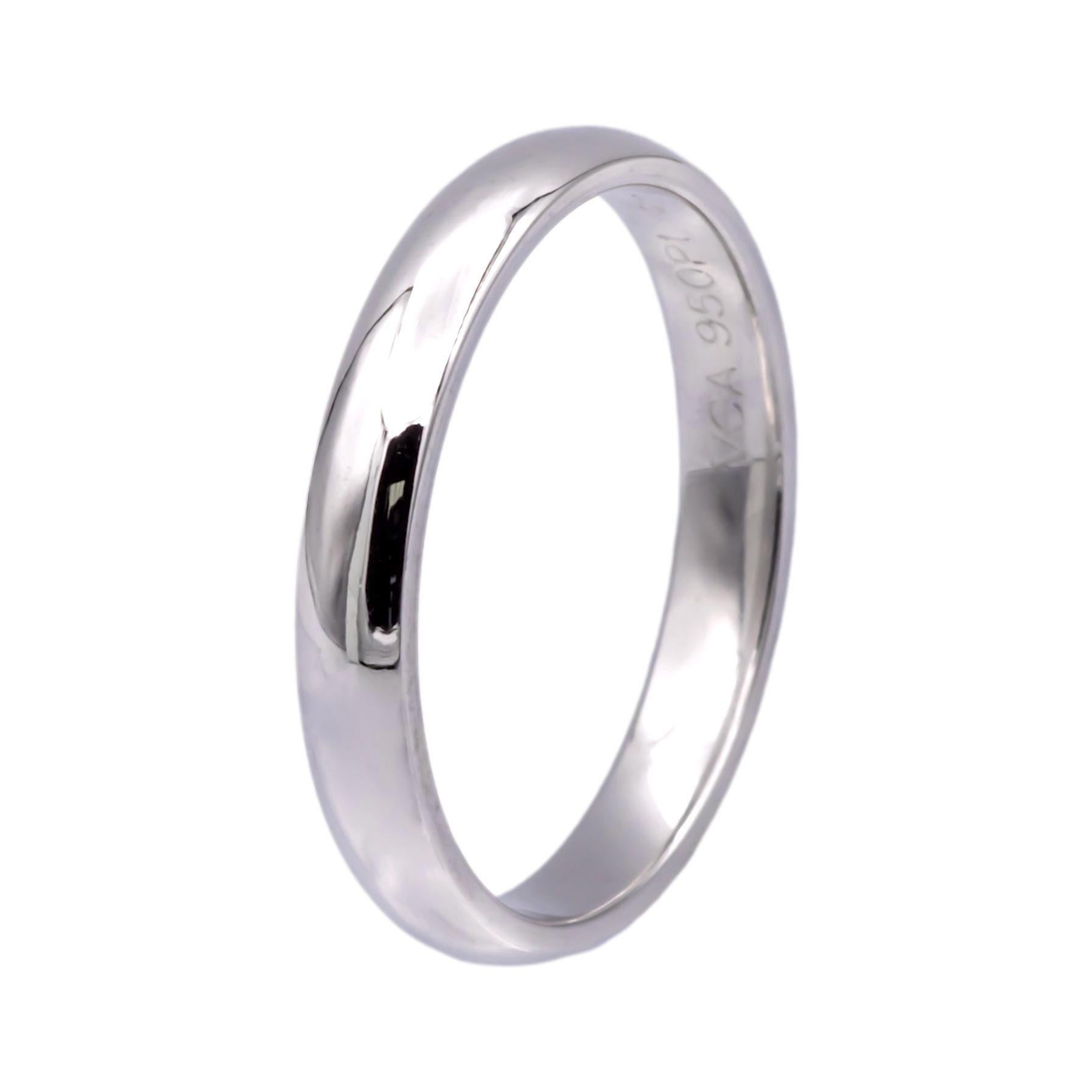 Van Cleef & Arpels Tendrement Platinum Wedding Band Ring